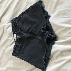 Abercrombie black denim high rise cut off shorts size 25/0